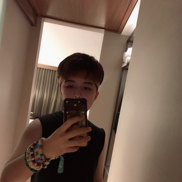 Meet your Posher, Dallas - Picture 2 of 3